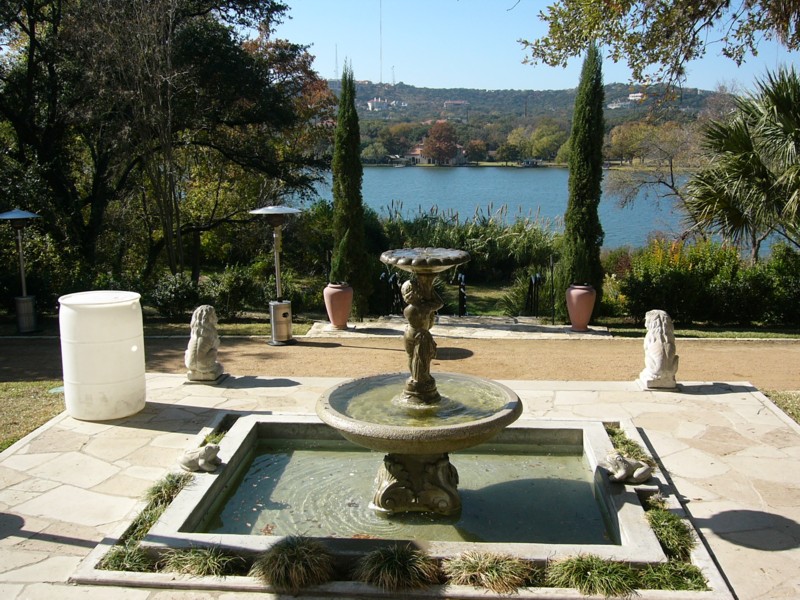 fountain out back1.JPG